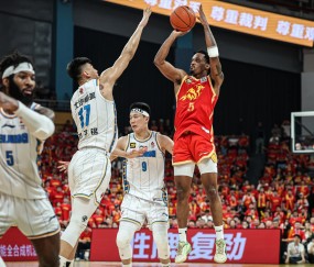 九游娱乐体育平台 -今夜芝加哥公牛备战CBA常规赛；更衣室发声细节曝光；目标明确；轮换策略成焦点的简单介绍