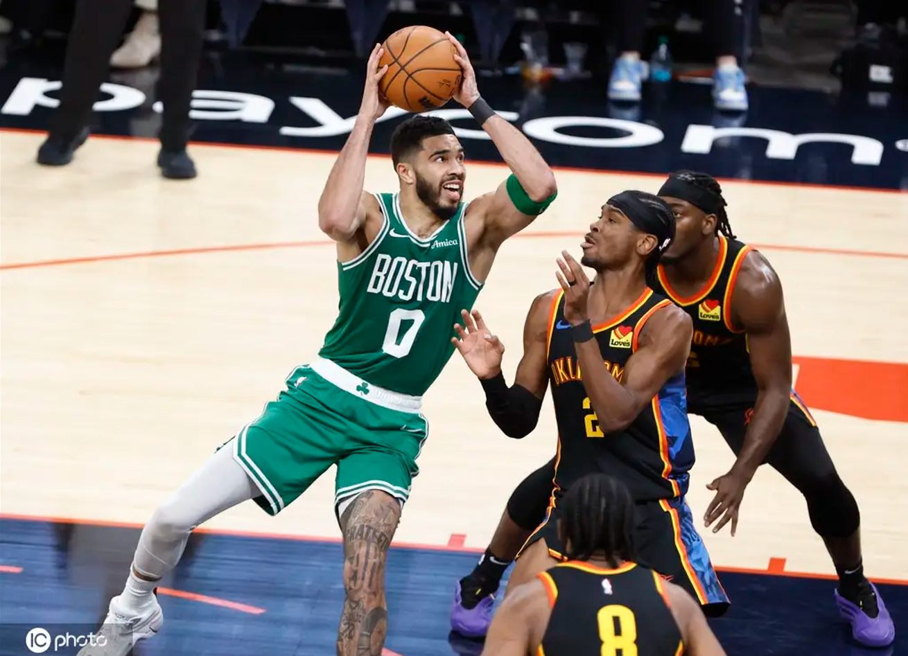 包含俄克拉荷马雷霆训练开放日,赛前再遭质疑引欢呼,CBA季后赛在即,临场指挥获称赞的词条 包含俄克拉荷马雷霆训练开放日,赛前再遭质疑引欢呼,CBA季后赛在即,临场指挥获称赞的词条