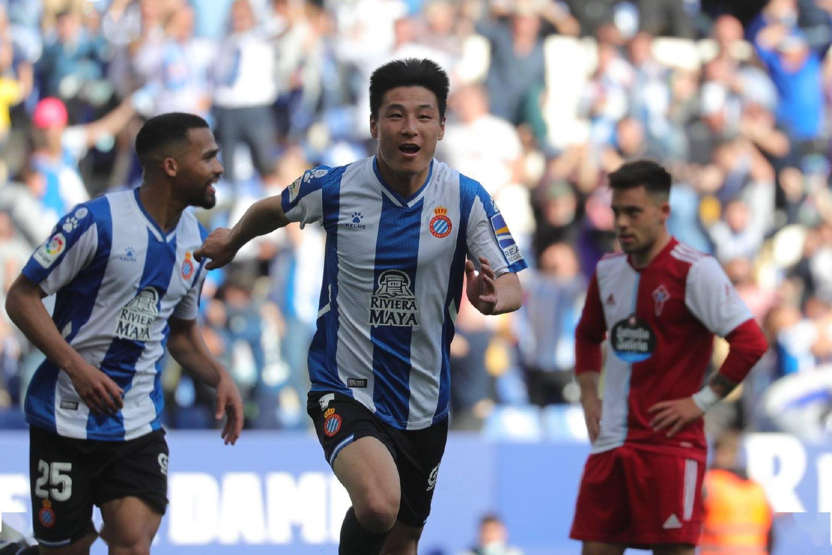 今晨查房患儿解大便2次颜色正