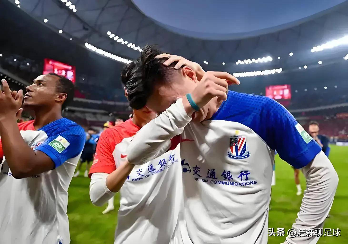 央视女记者体验工兵实爆训练