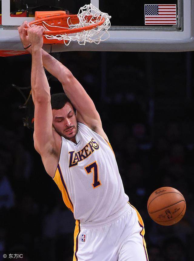 包含清晨法甲焦点战，波尔图手感冰凉，震撼外界，年轻球员得到机会的词条